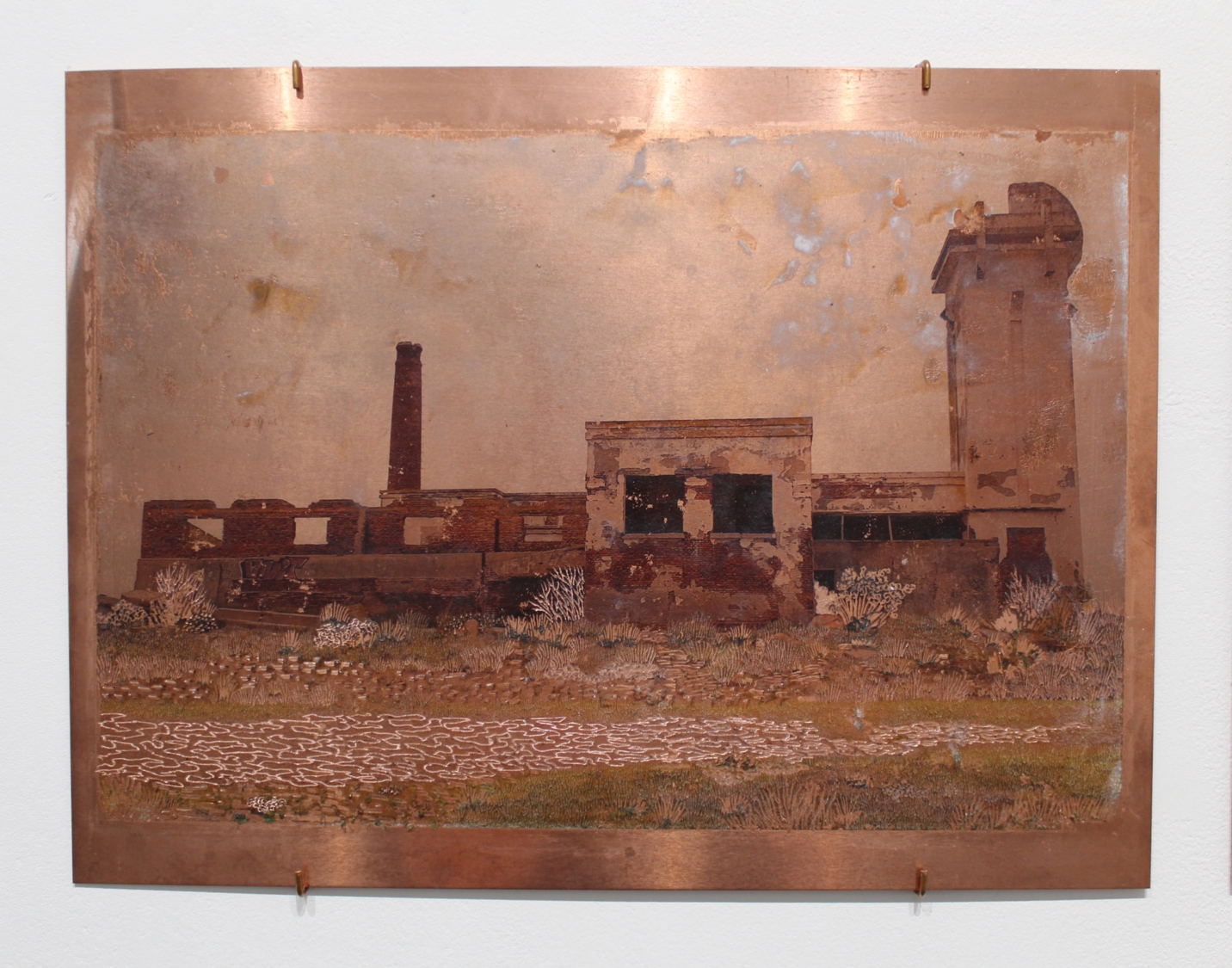 Raphaëlle Peria, Le feu d'Epecuén, transfert photographique sur cuivre gravé, 30 x 40 cm, 2021