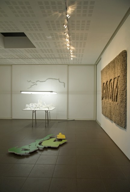 Vue de l'exposition Fiction souterraine