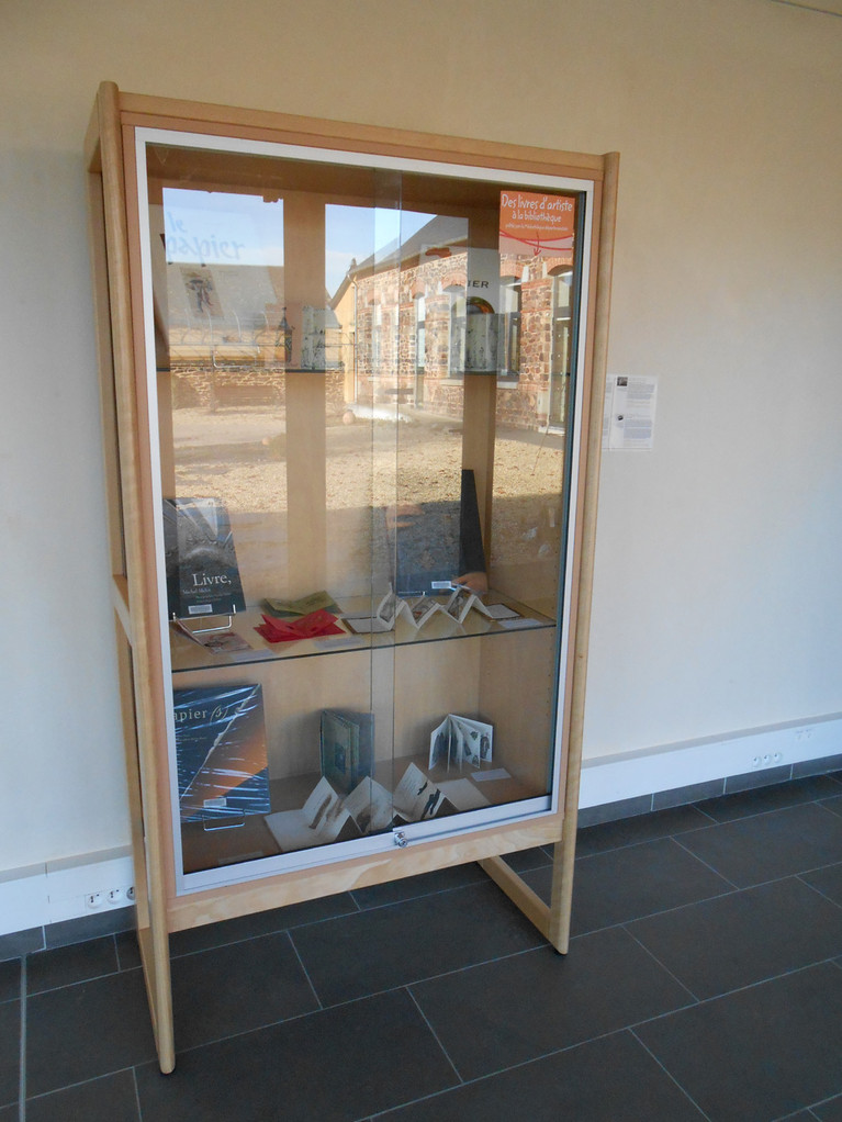 Livres d'artistes présentés à la bibliothèque La Parchemine de Pleumeleuc