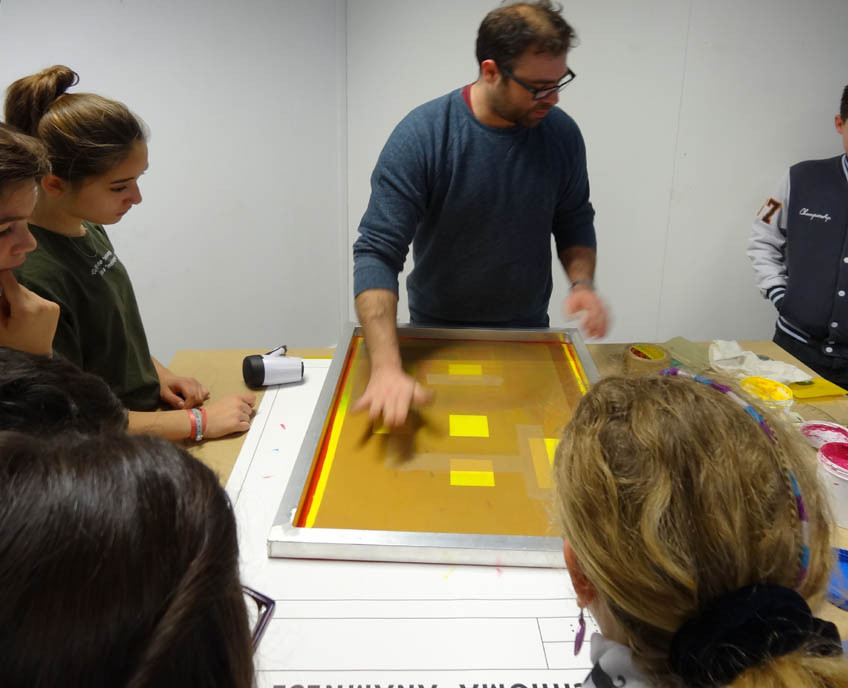 Ateliers sérigraphie de Julien Duporté au collège Louis Guilloux de Montfort-sur-Meu
