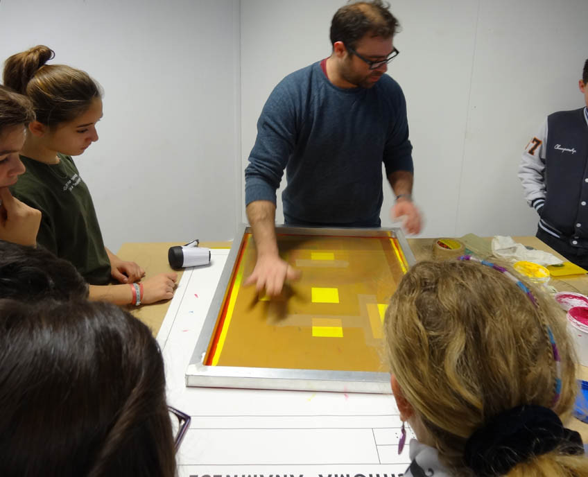 Ateliers sérigraphie de Julien Duporté au collège Louis Guilloux de Montfort-sur-Meu