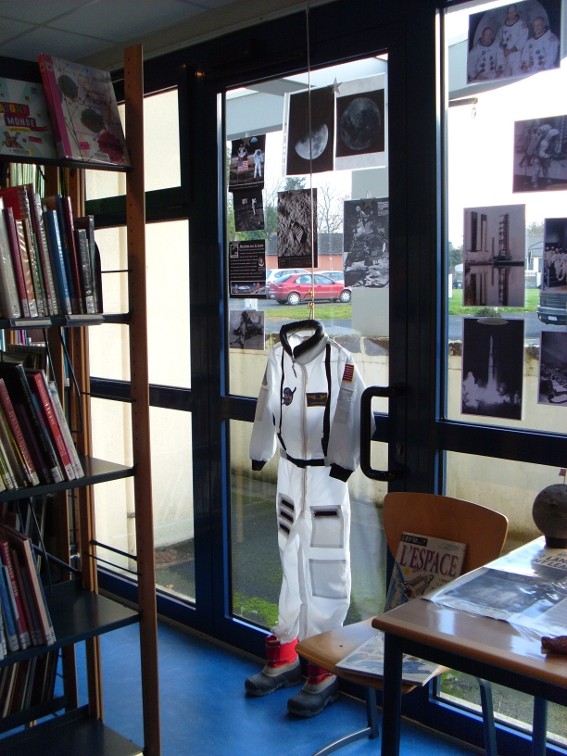 Exposition des travaux d'élèves - médiathèque de Breteil