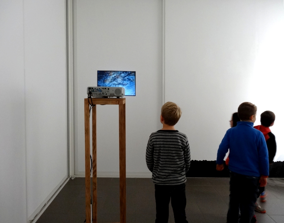 Visite de l'exposition - classe de CE1-CE2 de l'école élémentaire publique du Pays Pourpré, Montfort-sur-Meu