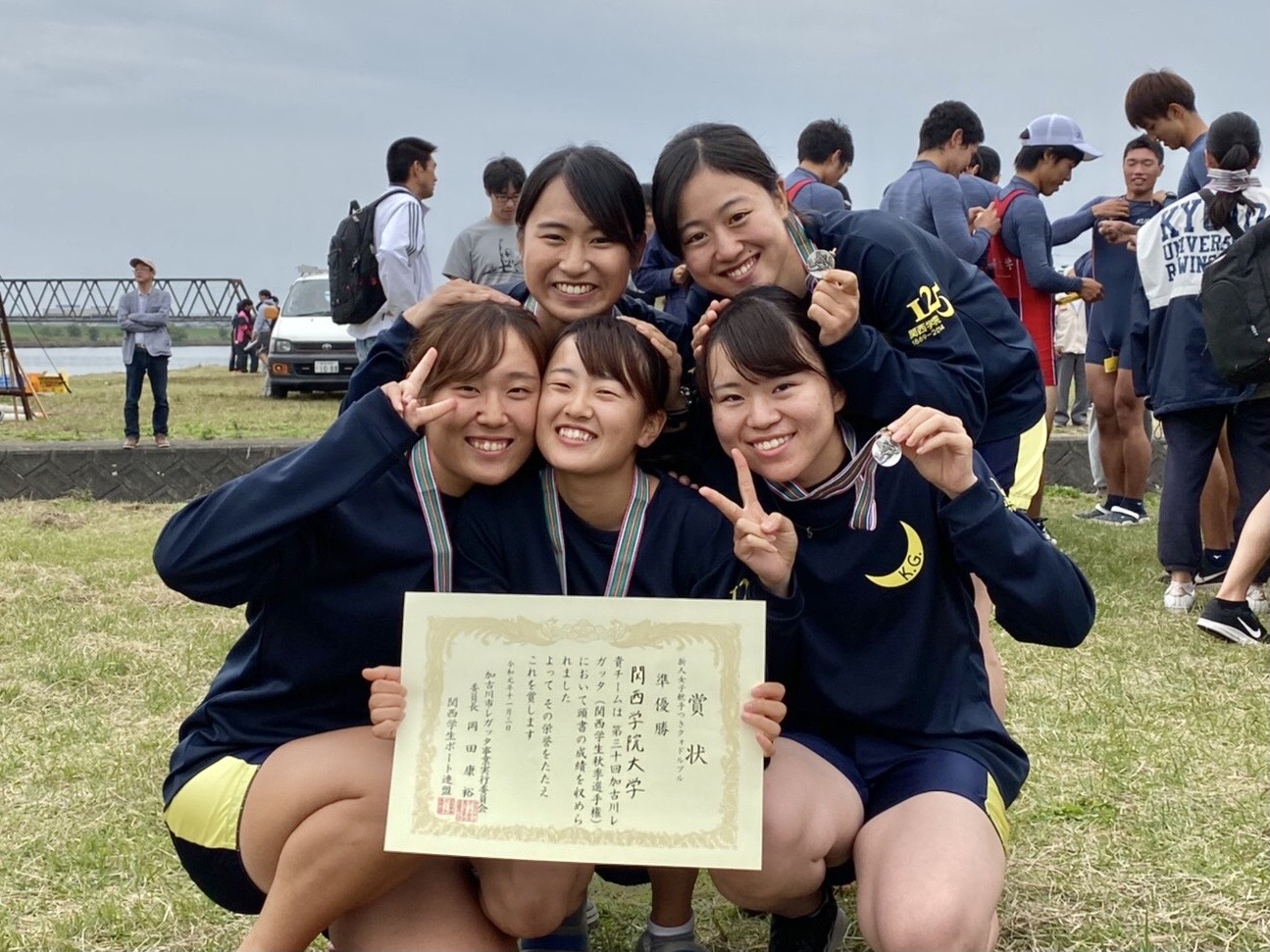 第30回関西学生秋季選手権　女子舵手付きクォドルプル2位