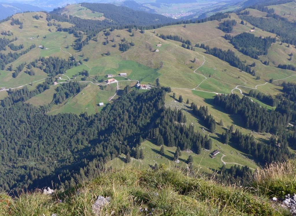 Blick vom Haggenspitzli 1761m auf unser Berggasthaus