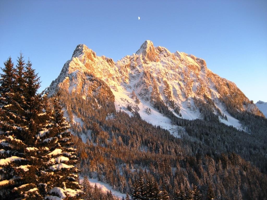 Haggenspitz und kleiner Mythen 1811m