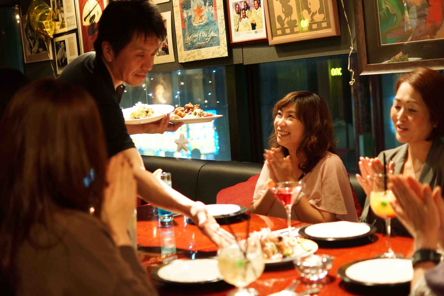 福岡 天神でディナー 女子会 Off Broadway オフブロードウェイ Off Broadway 福岡天神 バー レストラン 福岡 天神でディナー 女子会 Off Broadway オフブロードウェイ Off Broadway 福岡天神 バー レストラン