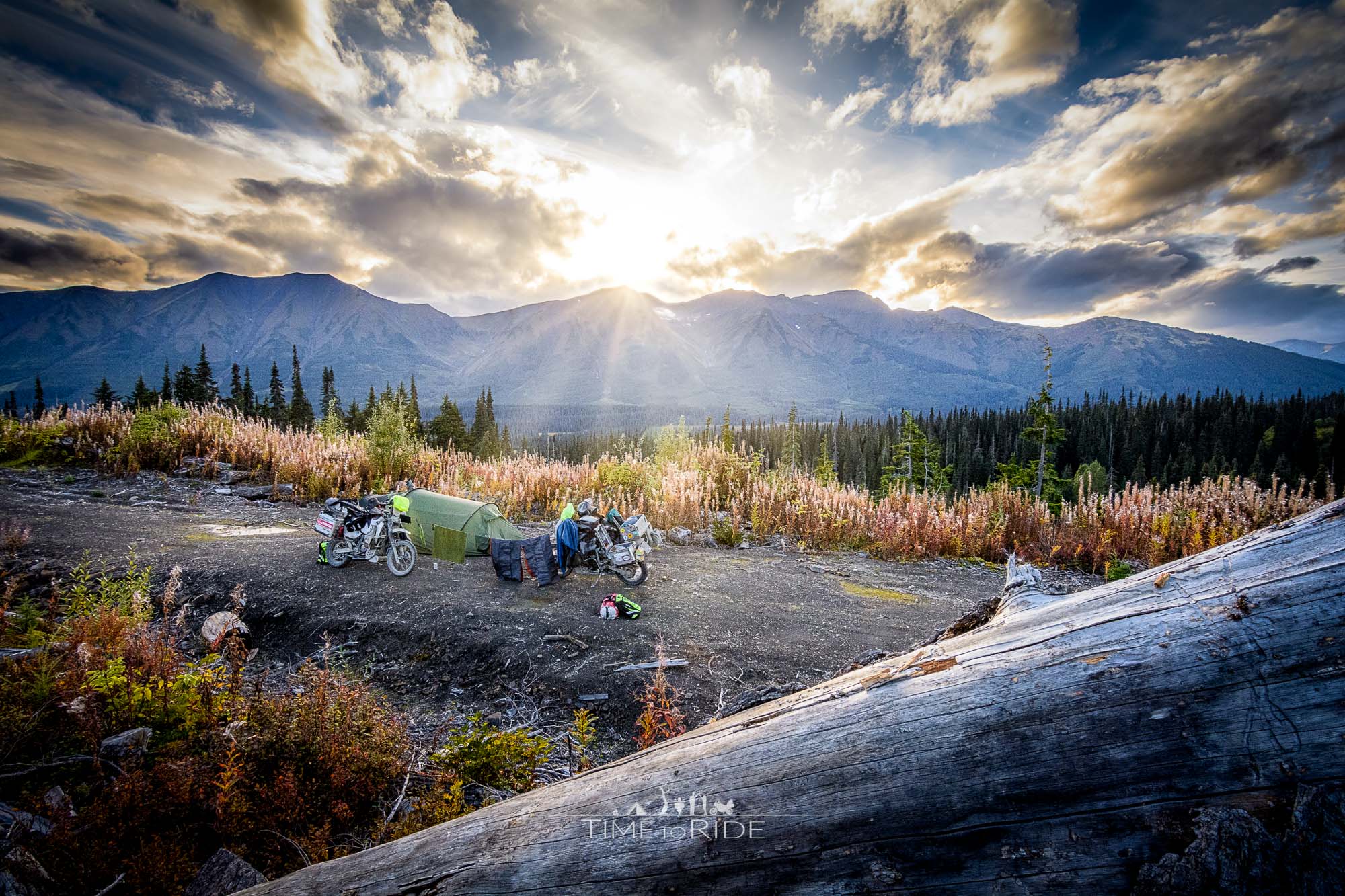 British Columbia - vom Salmon Glacier zum Schilderwald in Watson Lake