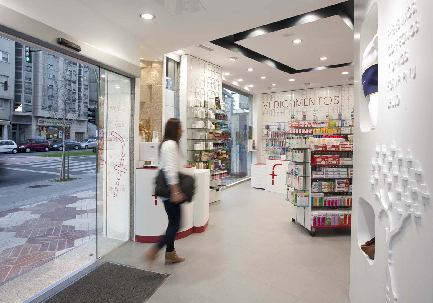 Farmacia Fra taller de farmacias. Diseño , proyectos y reformas de farmacias en Galicia, A Farmacia Fra taller de farmacias. Diseño , proyectos y reformas de farmacias en Galicia, A