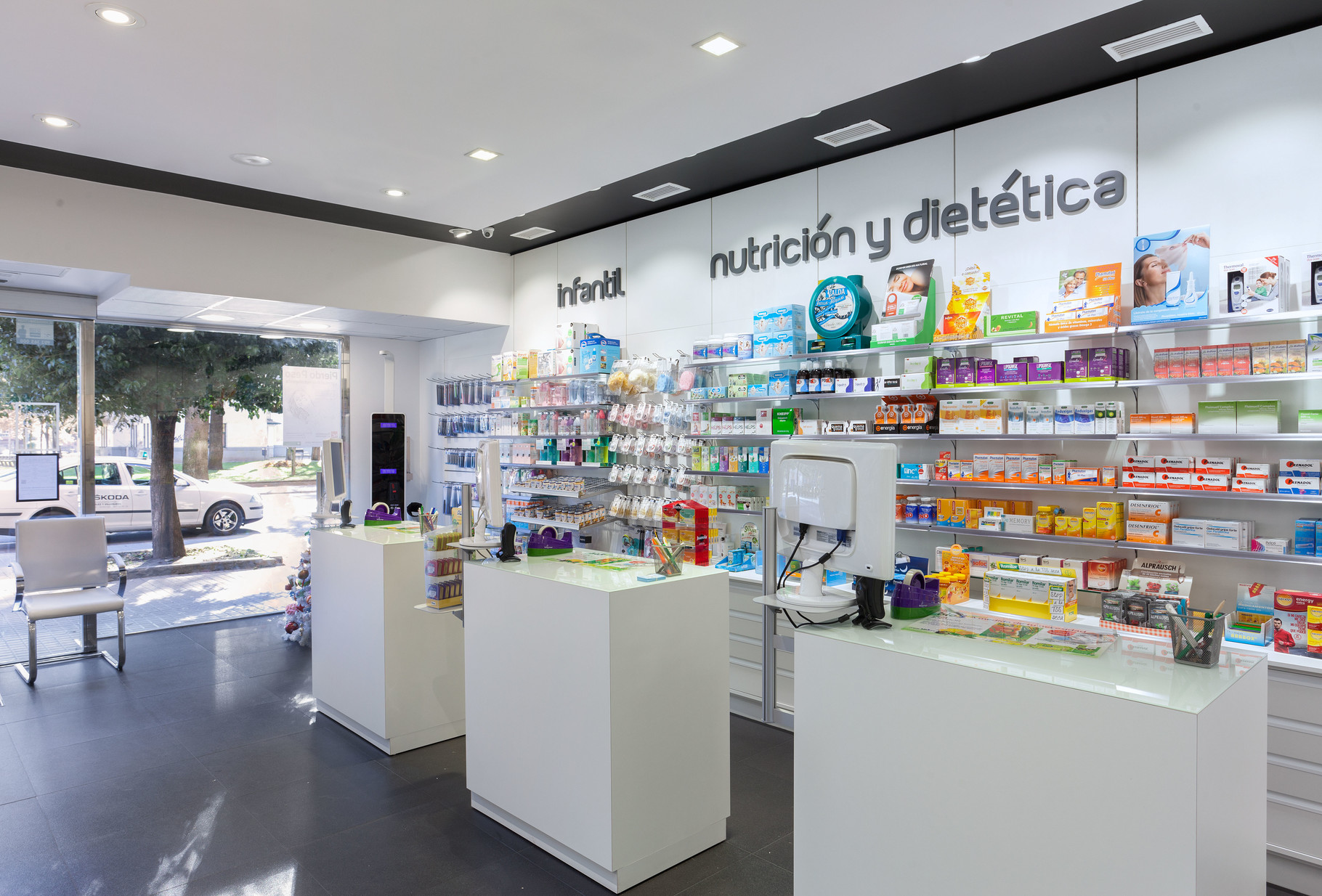 Farmacia Terron taller de farmacias. Diseño , proyectos y reformas de farmacias en Galicia, A Farmacia Terron taller de farmacias. Diseño , proyectos y reformas de farmacias en Galicia, A