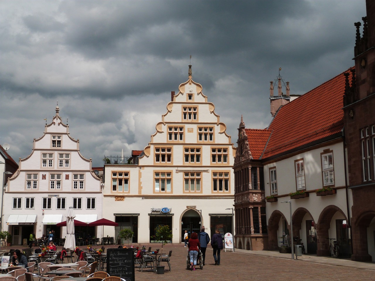 Marktplatz mit Rathaus