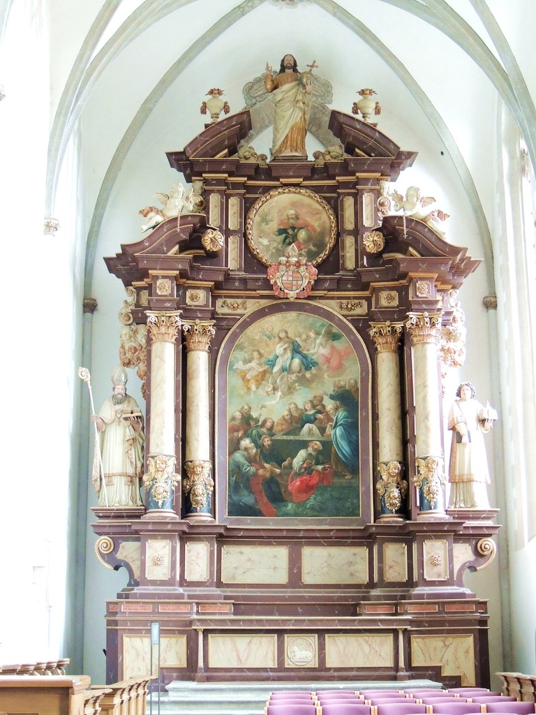 Hochaltar von 1655 der ehemals katolischen Kirch " St. Maria in vinea"