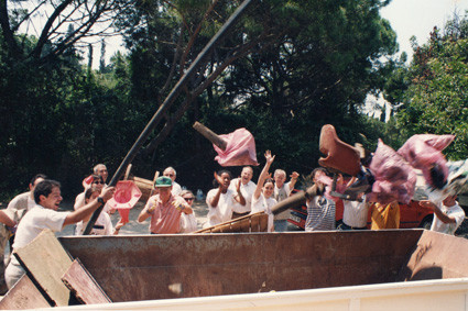 Neteja del Sot de l'estany de la Foixarda ... quin plaer tenir el lloc net! (1996)