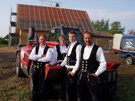 Die Mitarbeiter der Zimmerei Fedde in Börm