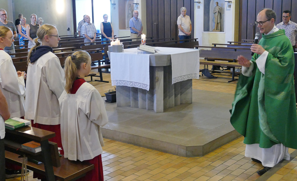 Vielseitige "Ab-in-die-Ferien"-Familienmesse