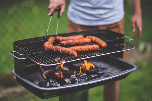 Grillen und Spenden für die Messdiener