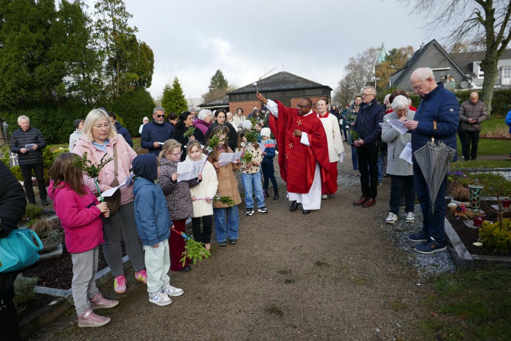 Palmsonntag in St. Josef gefeiert