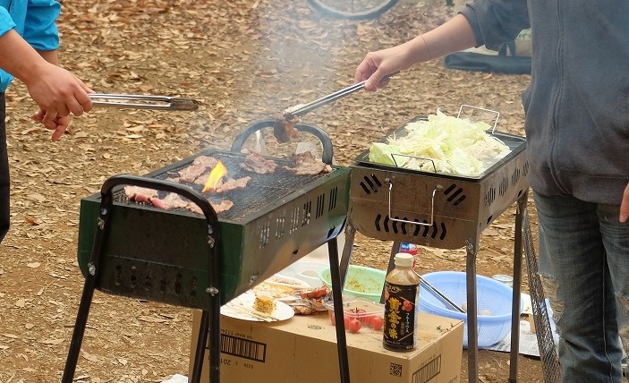 食え！