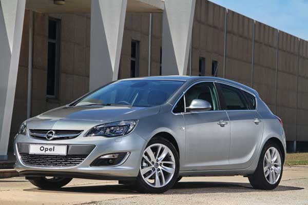 Opel Astra 2013