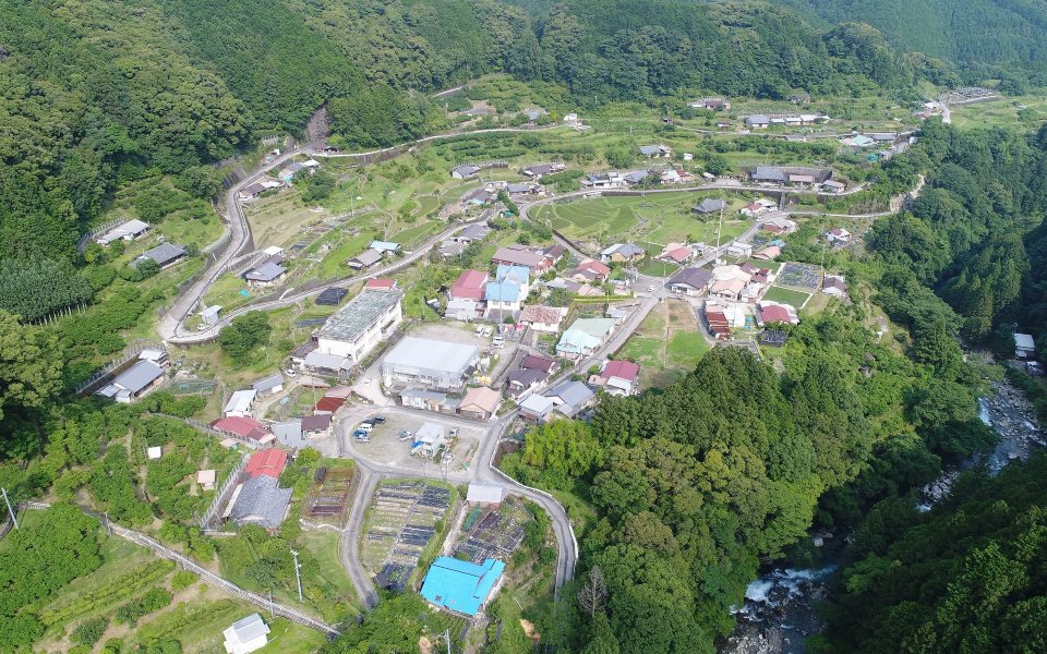 古座川町平井集落 遠景