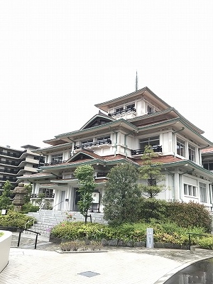 久良岐公園から歩いて、ブリリアシティ横浜磯子内の「中村孝明貴賓館」にて、皆さんと一緒に楽しく美味しいランチを頂きました。