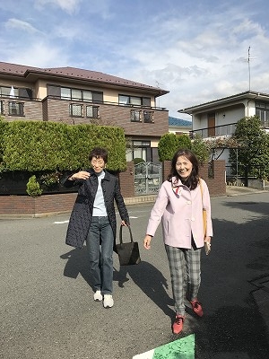 追伸：京急ニュータウンの住宅地を歩いていると、隣同士の家の住所が「戸塚区」と「港南区」に分かれていました(*''▽'')不思議でした。開発前の古道の尾根道がそのまま区境になったと推測されてるそうです。