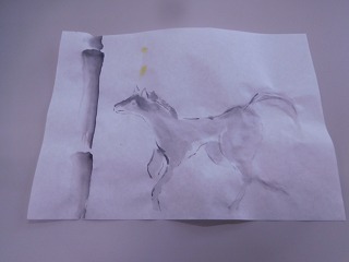なんと、佐々木先生が１，２分でチャチャと、描きました！！躍動感あるお馬さん