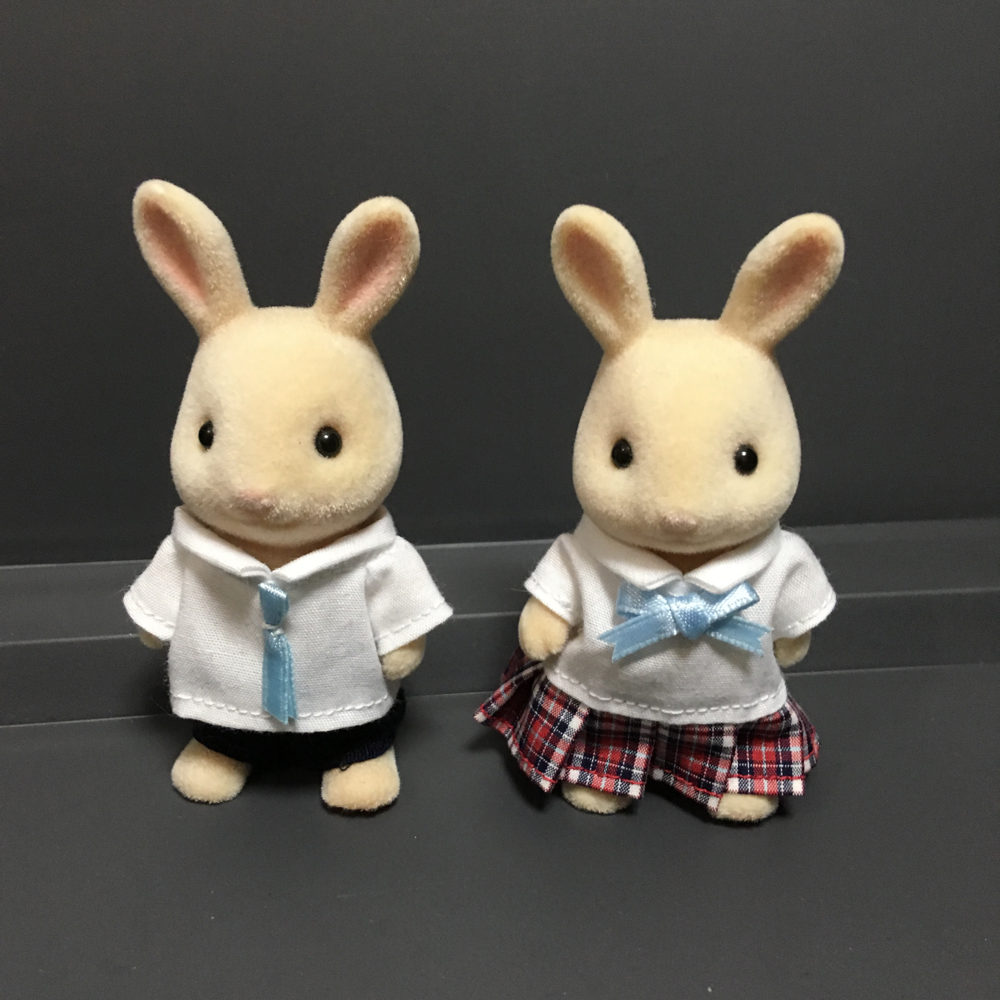 シルバニアファミリー服 97　男の子サイズ　女の子サイズ　制服 シルバニア用 学生服 - lemole ビーズ＆ドール服