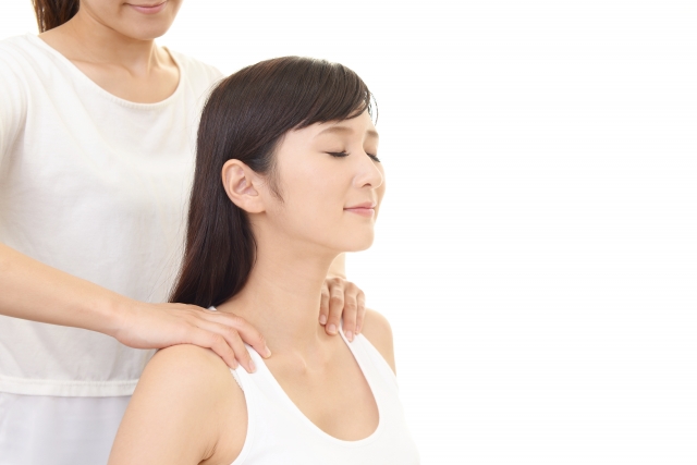 整骨院でも教えない「呼吸と肩こり」の衝撃的な関係