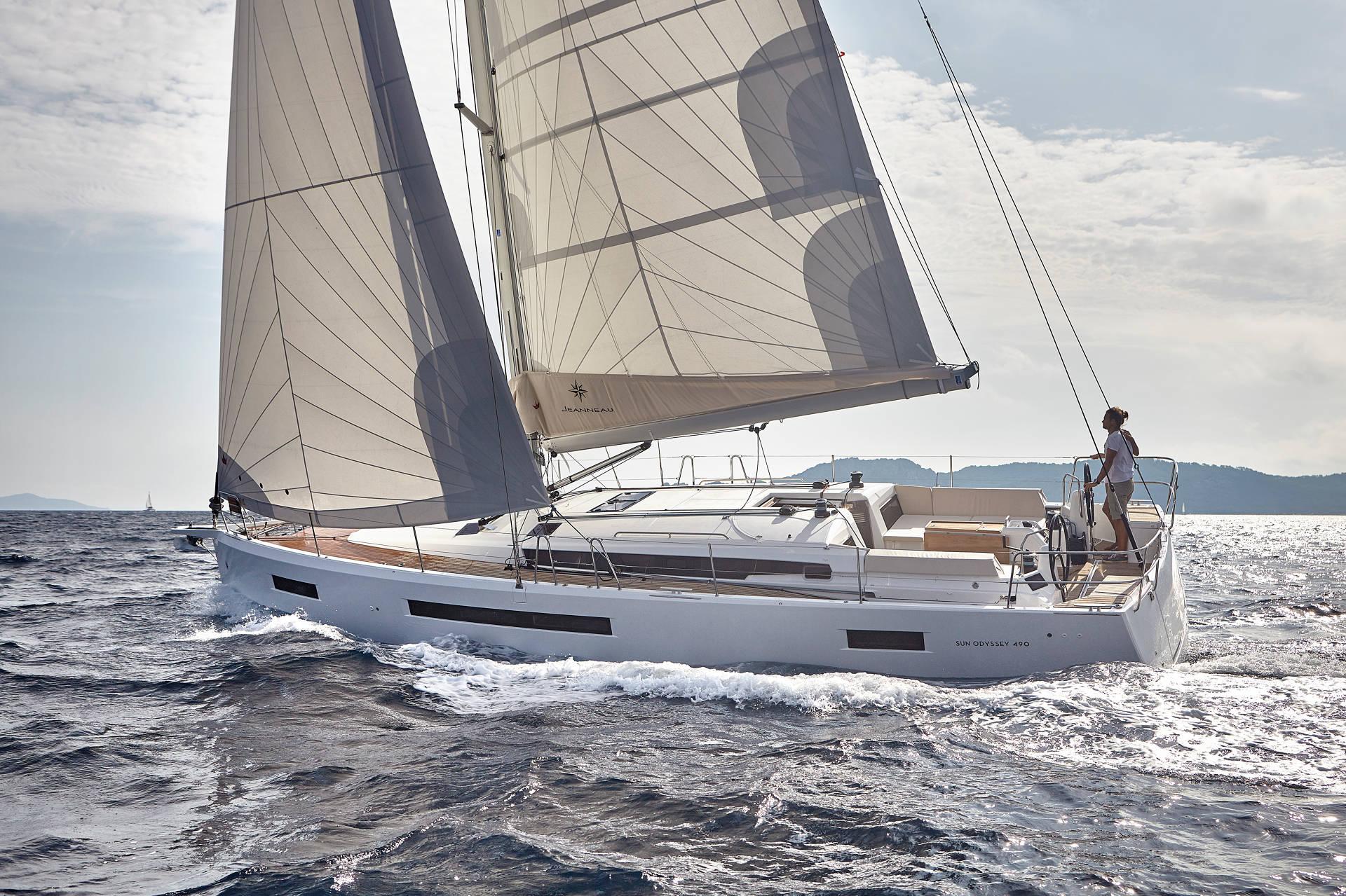 Mitsegeln Sardinien Familie Sun Odyssey 490