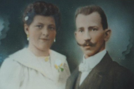 Hochzeit der Urgroßeltern Aloisia und Johann Egginger, 3.Juli 1923 in Salnau