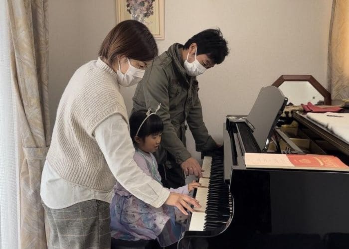 教室内イベント 家族連弾