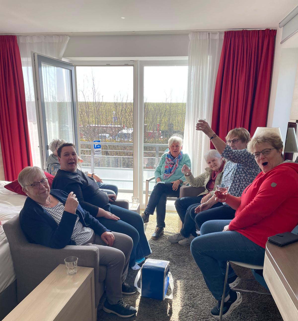 Nach dem Bezug der Zimmer, wurde in gemütlicher Runde ein Plan aufgestellt, um die Zeit in Husum optimal zu verbringen. 