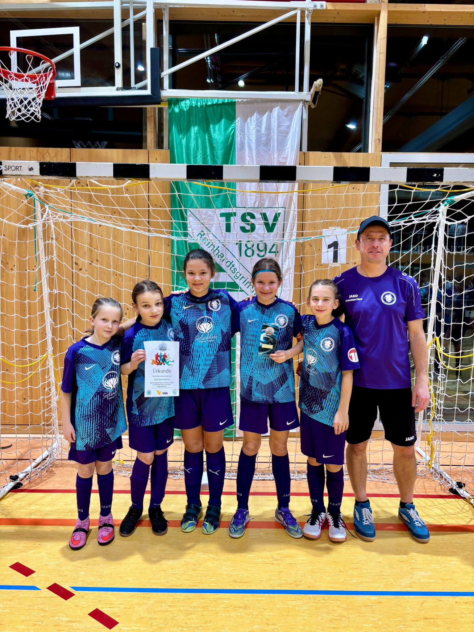D-Juniorinnen: 8 Siege in 8 Spielen beim Grimmstein-Cup 2025 (Fair-Play-Modus) in Glashütte
