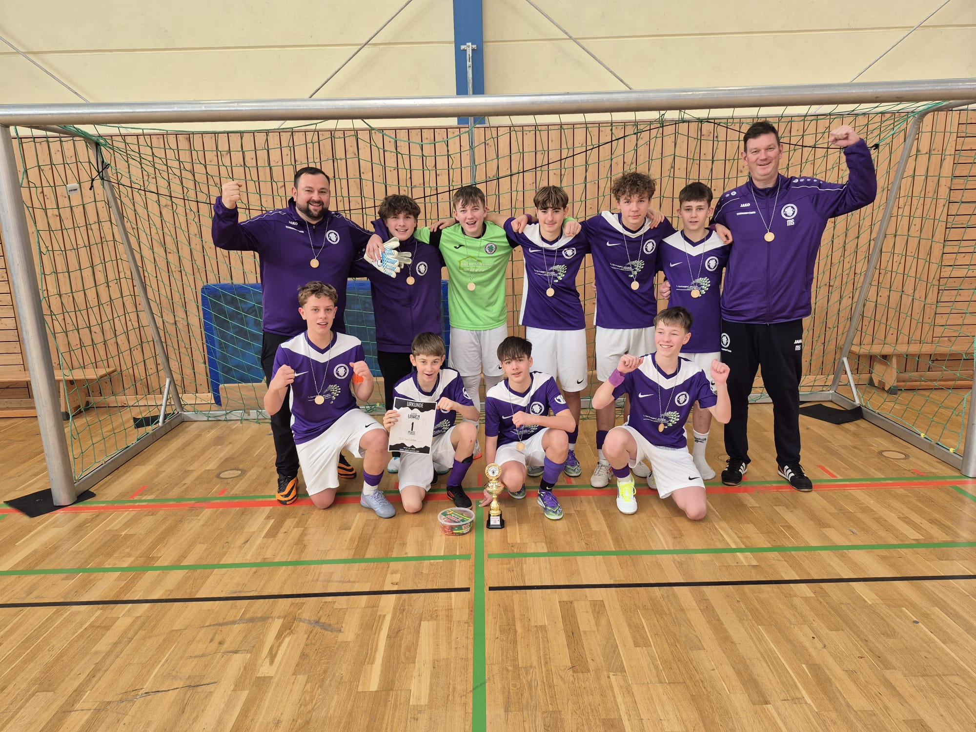 C2: 1. Platz beim "Jungen Löwen"-Wintercup des JFV Neuseenland