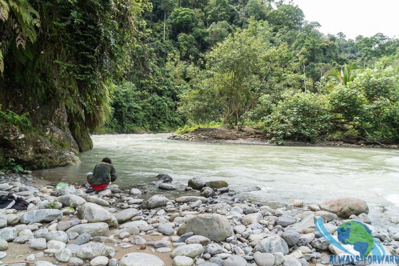 ab auf den Fluss zum "Tubing"