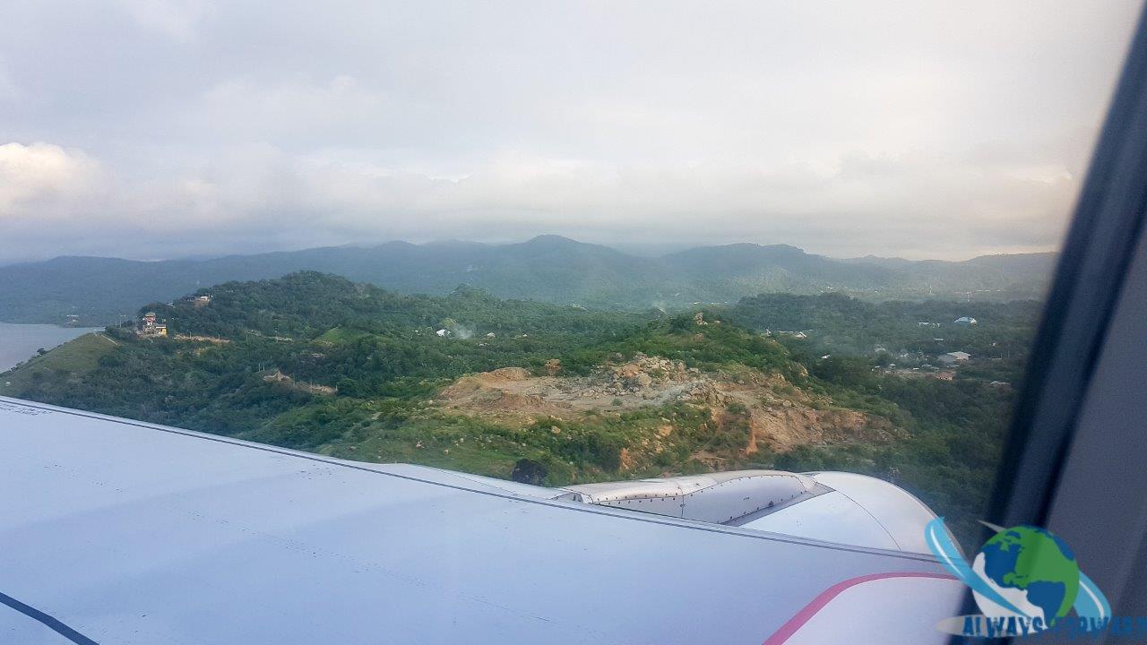 Anflug auf Labuhan Bajo