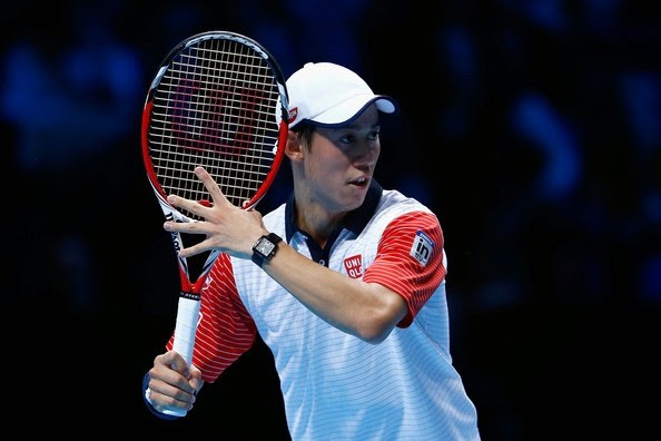 Kei Nishikori wearing UNIQLO polo shirt plays at 2014 ATP Tour Finals.