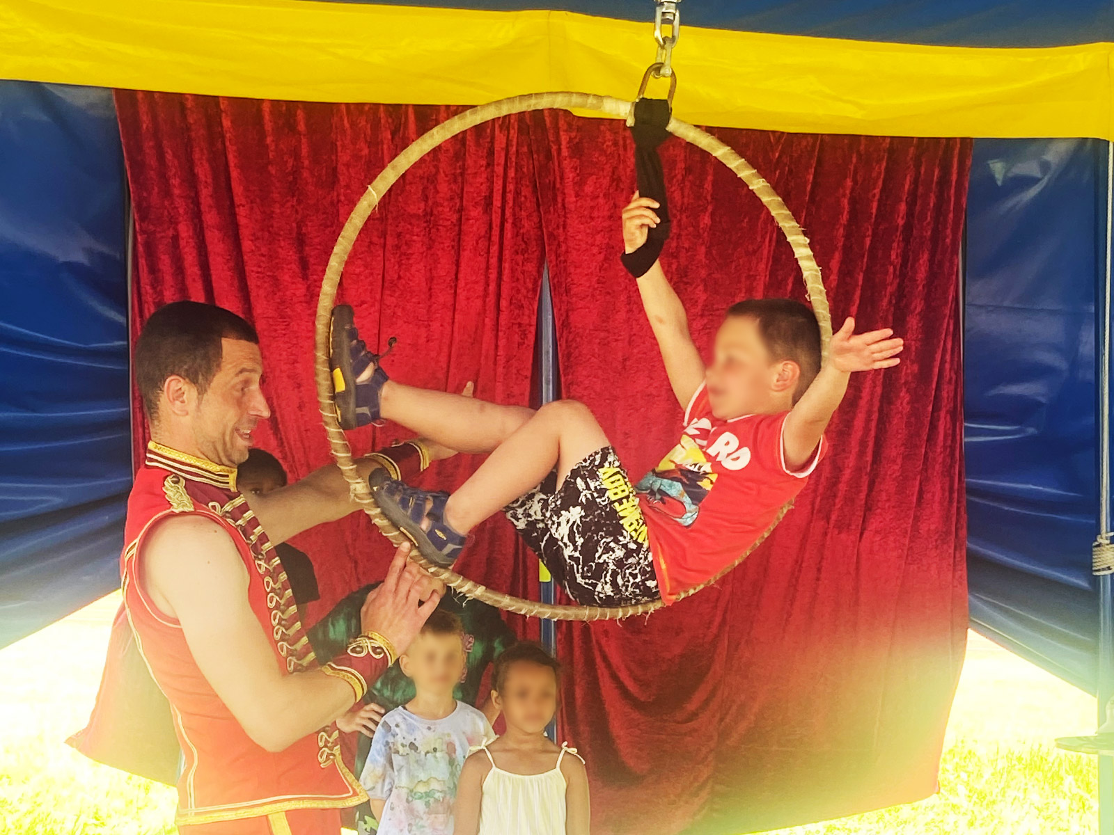 Mitmach-Zirkus mit Manuel und Stefan in Mittenwald 2023
