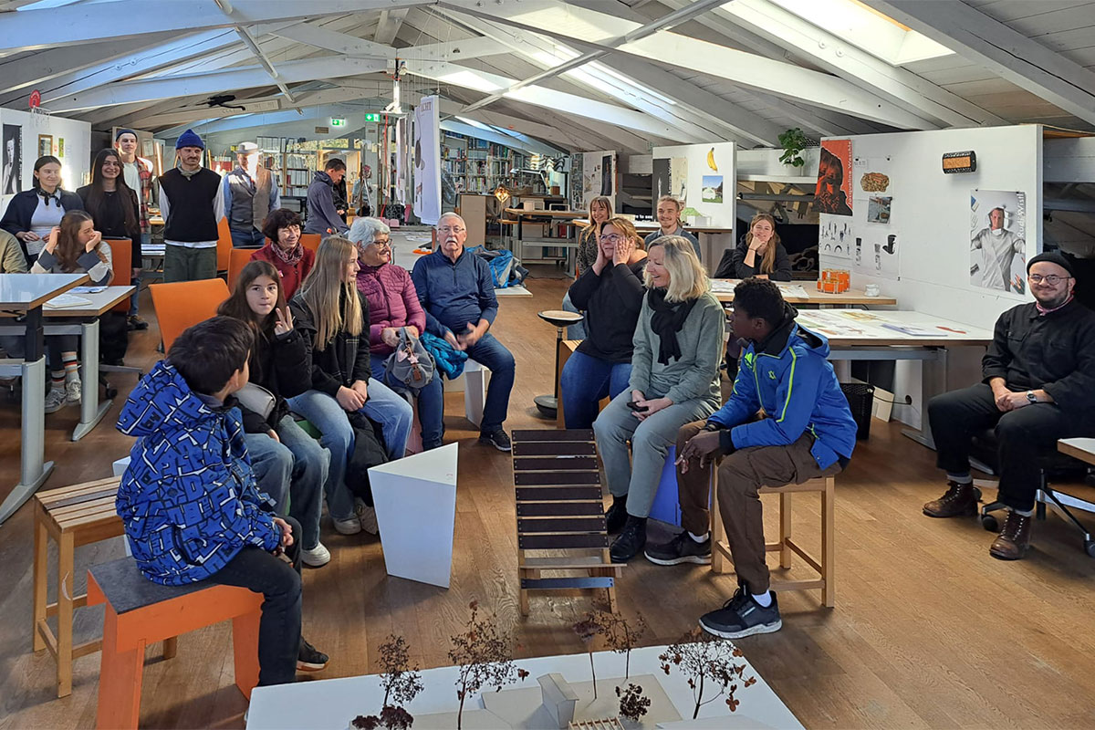 Projekt "neue Dachterrasse" in Kooperation mit der Schule für Holz & Gestaltung in GAP