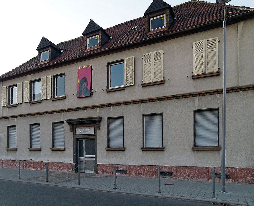 früher Rathaus, jetzt Jugendzentrum