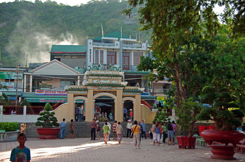 Chau Doc, Wallfahrtsberg Nui Sam