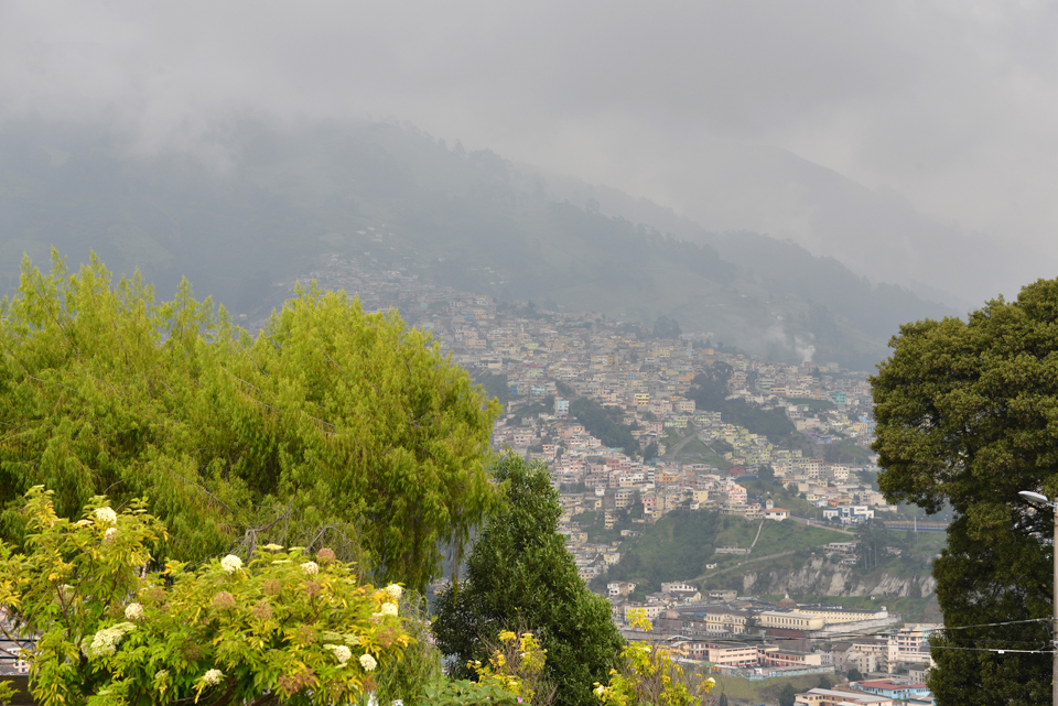 Blick vom Panecillo-Hügel auf Quito