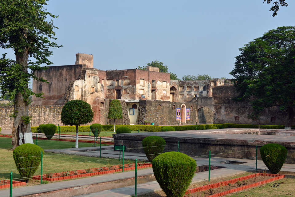 Shahi Palace Fort