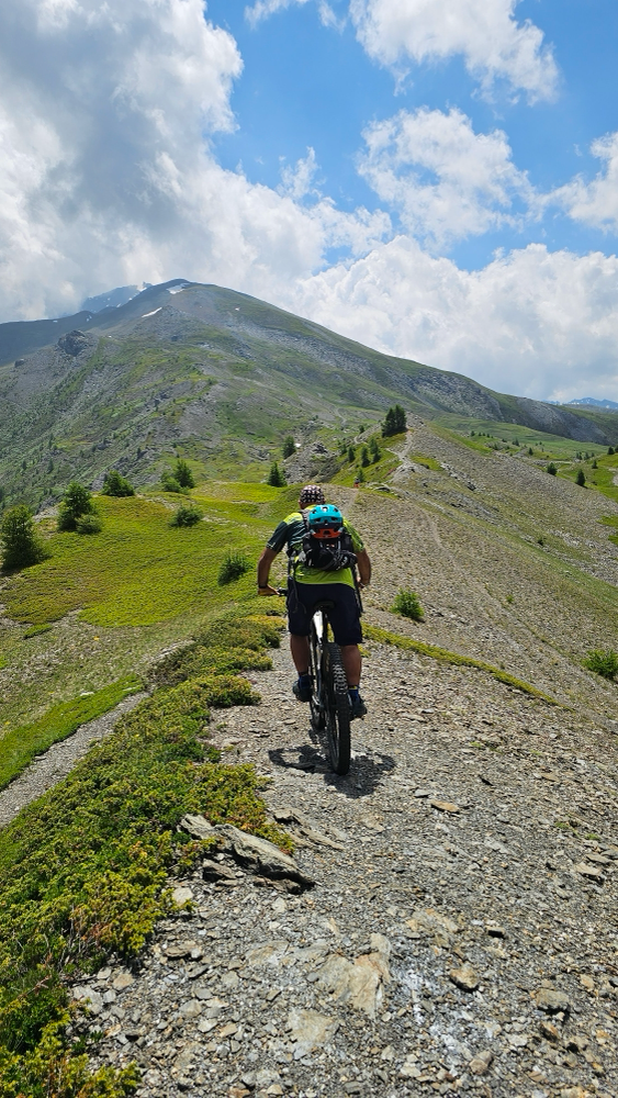 bella cresta verso il COL DEL PIS 