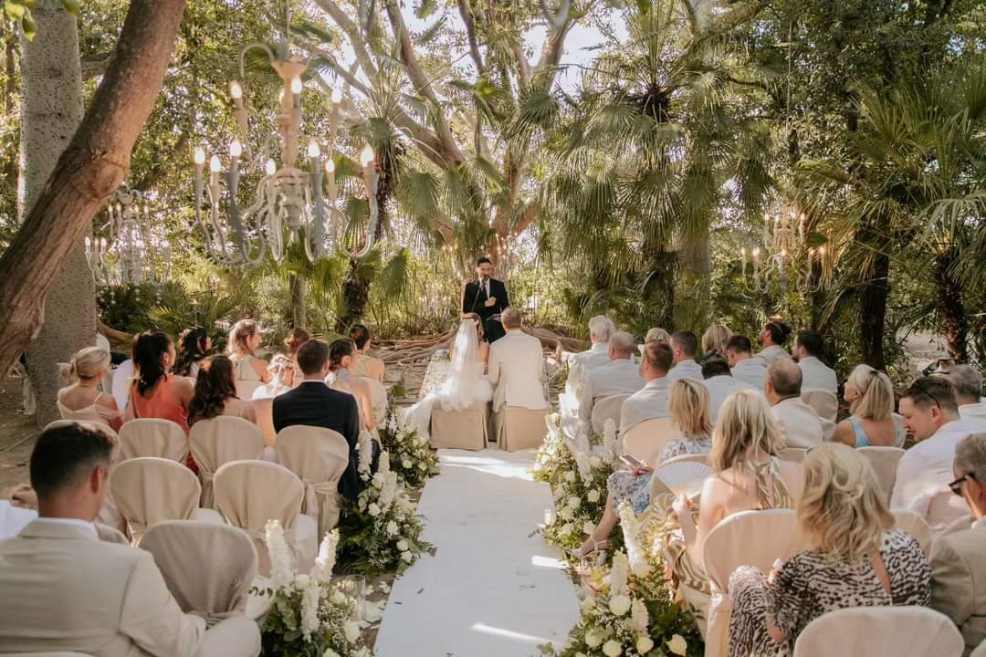 symbolic-wedding-castle-sicily