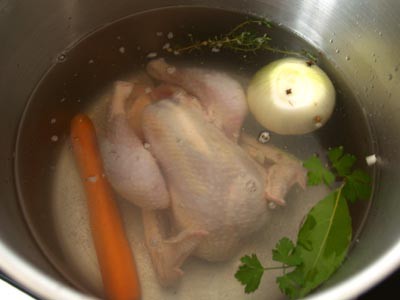 BOUILLON DE POULE