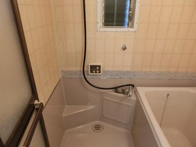 現状回復 ハウスクリーニング 浴室 汚部屋 水垢
