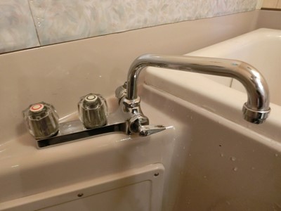 現状回復 ハウスクリーニング 浴室 汚部屋 水垢