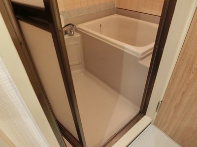 現状回復 ハウスクリーニング 浴室 汚部屋 水垢